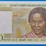 1994. 500 Francs = 100 Ariary UNC
