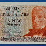 1983-1984.  1 Peso UNC