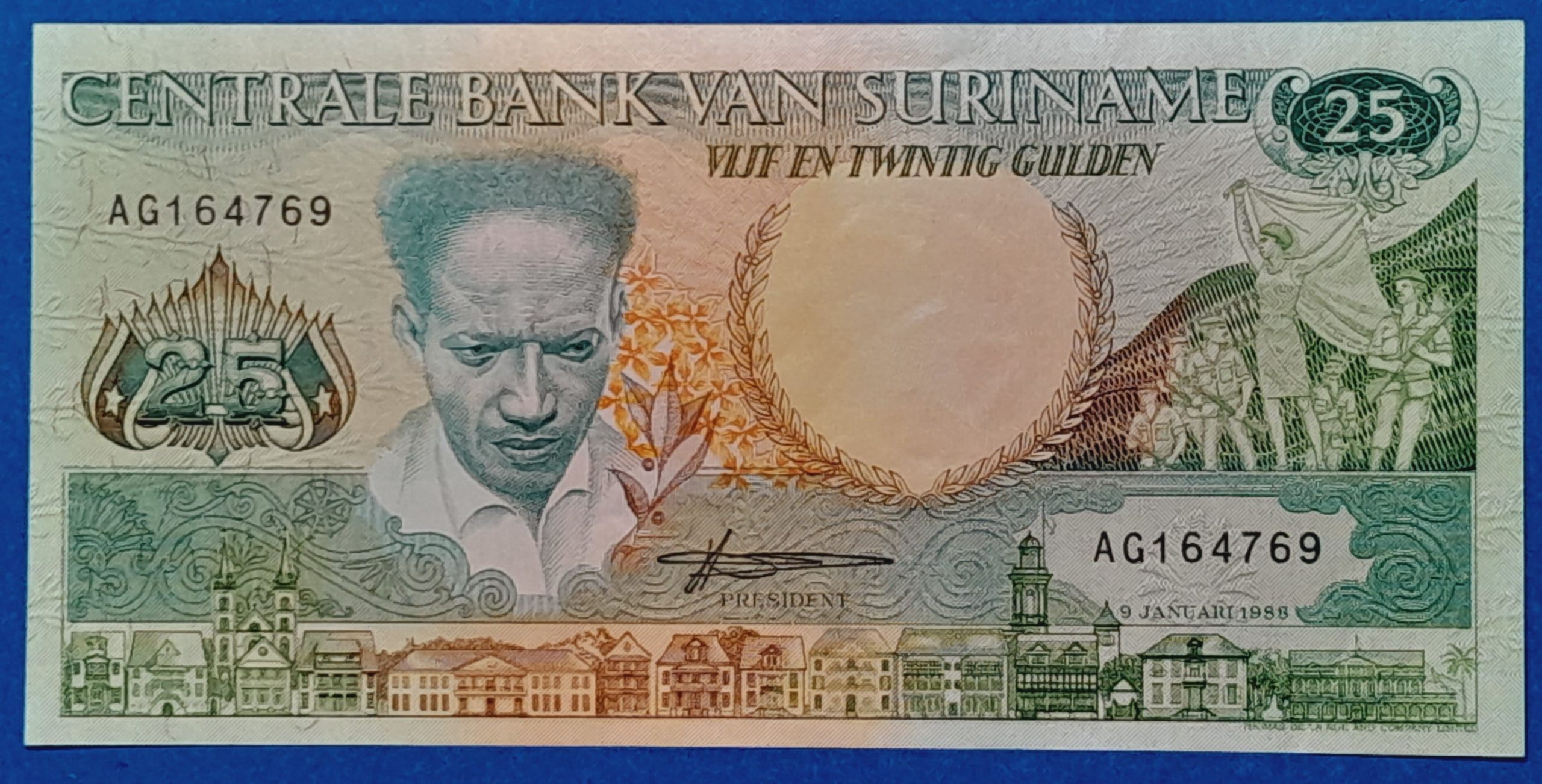 B0497-1 1988. 25 Gulden UNC - Image 1